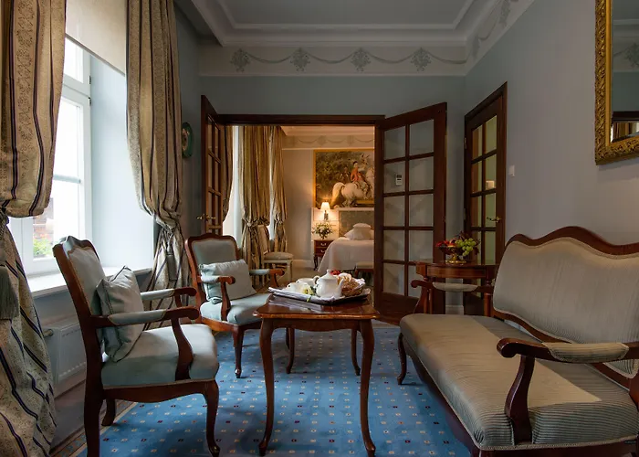 מלון Polski Pod Bialym Orlem 5*